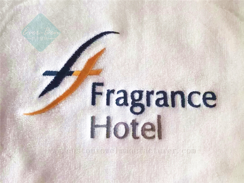 China Bulk Custom Logo Cotton Towels FactoryWhite Embroidery Hotel Towels Supplier for Germany France Italy Netherlands Norway Middle-East USA